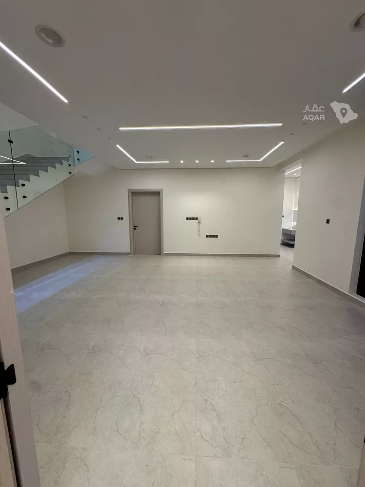 Villa for Sale in Buraydah Al Matar Al Qadim 12
