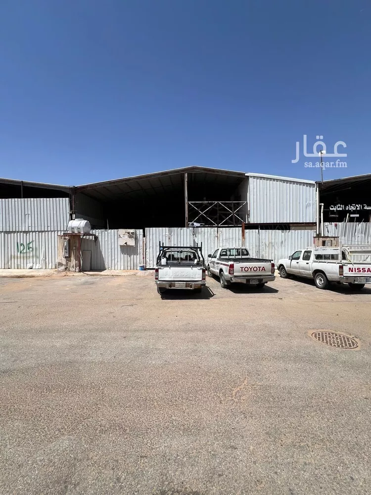 ورشة للبيع في شارع العبداني, حي وهطان, مدينة بريدة, منطقة القصيم صورة 2
