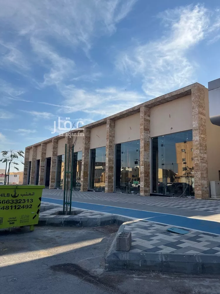 محل للإيجار في شارع أبو بكر الصديق, حي النهضة, مدينة بريدة, منطقة القصيم صورة 3