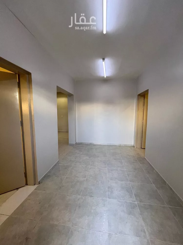 دور للإيجار في شارع عنبسة المهري, حي المطار القديم, مدينة بريدة, منطقة القصيم