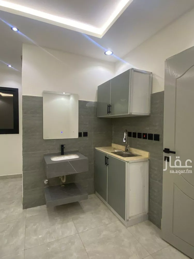 شقة للإيجار في شارع الشيخ صالح بن عبدالعزيز بن عبدالرحمن, حي السويدي الغربي, مدينة الرياض, منطقة الرياض صورة 3