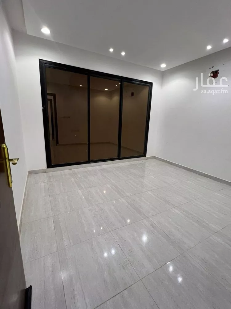 دور للإيجار في شارع إسماعيل بن مبارك, حي بدر, مدينة الرياض, منطقة الرياض صورة 3