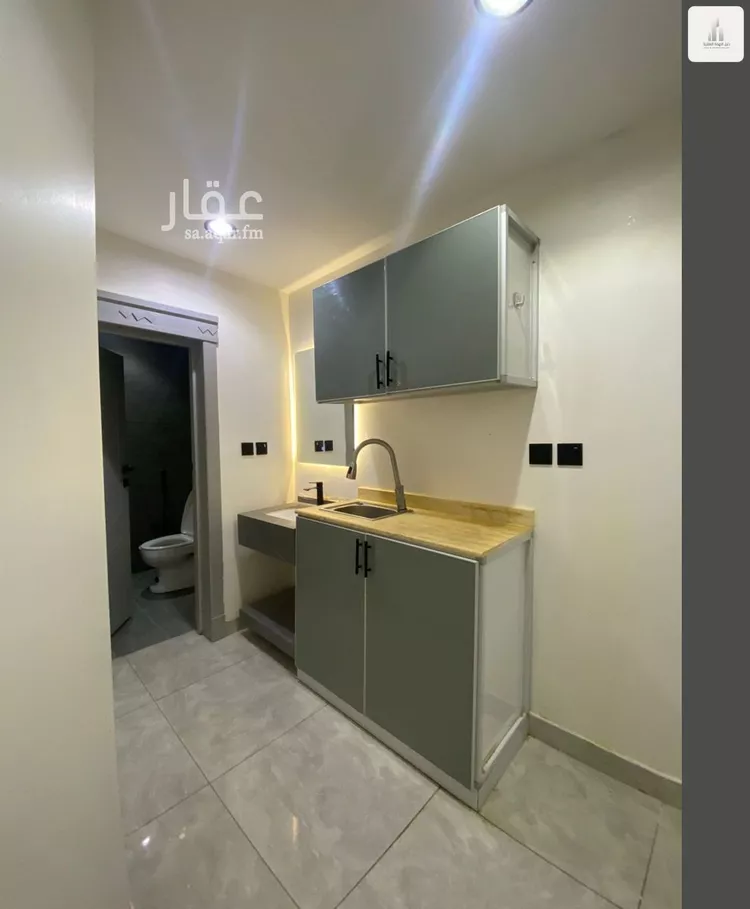 شقة للإيجار في شارع الشيخ صالح بن عبدالعزيز بن عبدالرحمن, حي السويدي الغربي, مدينة الرياض, منطقة الرياض صورة 2