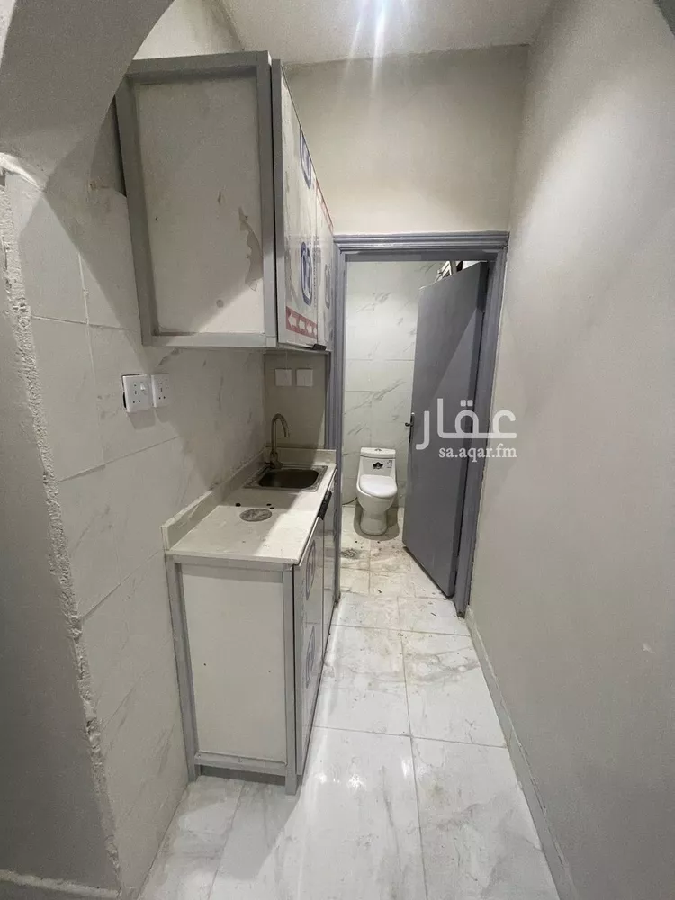 شقة للإيجار في شارع الشيخ عبدالله بن عبدان, حي الروضة, مدينة الرياض, منطقة الرياض صورة 4