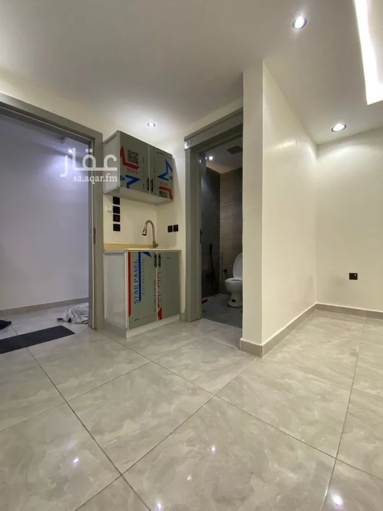 شقة للإيجار في شارع الشيخ صالح بن عبدالعزيز بن عبدالرحمن, حي السويدي الغربي, مدينة الرياض, منطقة الرياض صورة 3