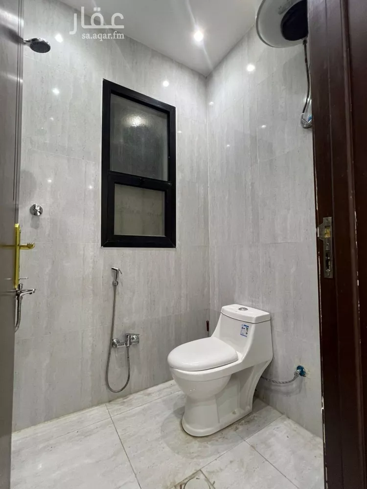 دور للإيجار في شارع إسماعيل بن مبارك, حي بدر, مدينة الرياض, منطقة الرياض صورة 4