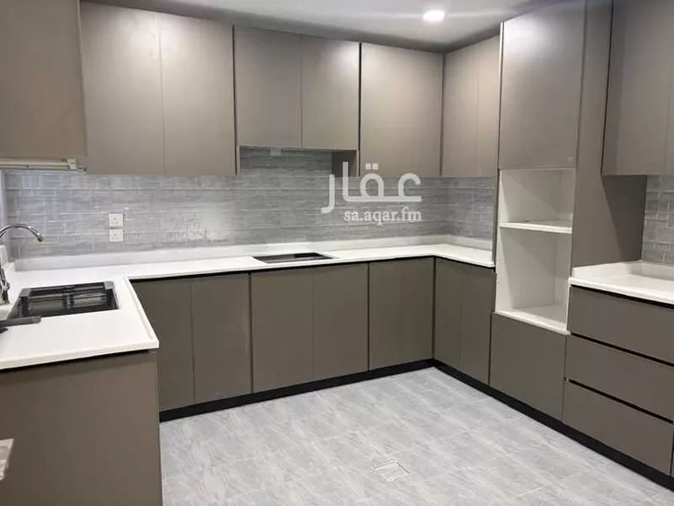 شقة للإيجار في شارع الرقعى, حي الحمراء, مدينة الخبر, المنطقة الشرقية صورة 4