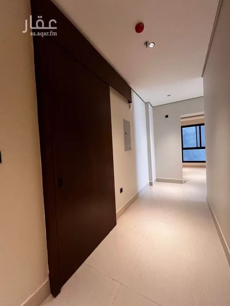 شقة للبيع في شارع الملك عبد الله بن عبدالعزيز, حي الشاطئ الغربي, مدينة الدمام, المنطقة الشرقية صورة 2
