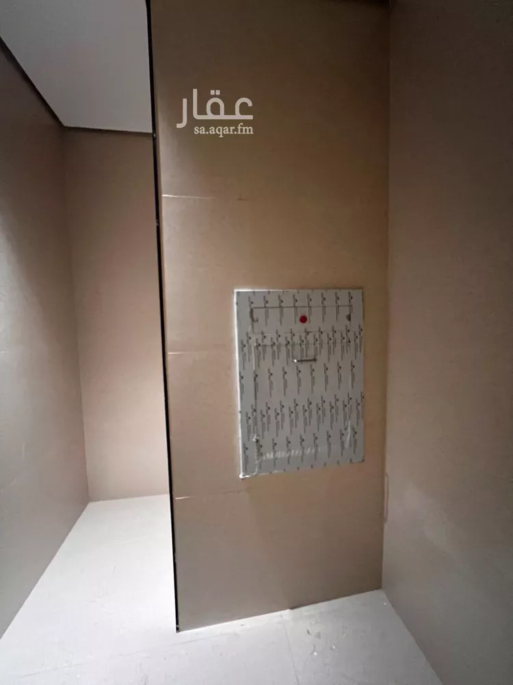 شقة للبيع في شارع الملك عبد الله بن عبدالعزيز, حي الشاطئ الغربي, مدينة الدمام, المنطقة الشرقية صورة 2