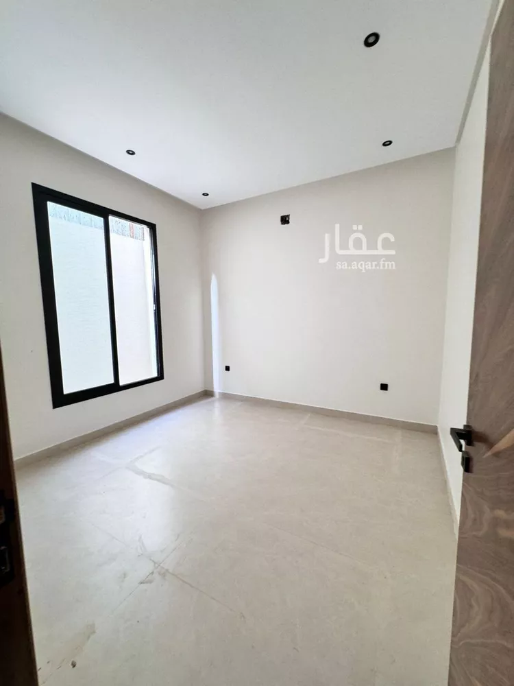فيلا للبيع في شارع عروس الرمال, حي العريجاء الغربي, مدينة الرياض, منطقة الرياض صورة 3