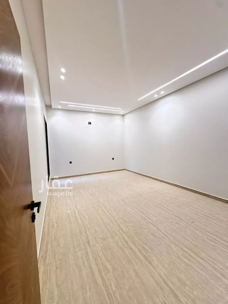 دور للبيع في شارع عمر الكردي, حي العوالي, مدينة الرياض, منطقة الرياض صورة 3