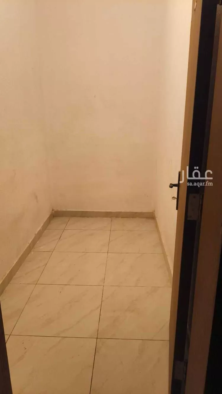 غرفة للإيجار في شارع المناجيم, حي المروة, مدينة جدة, منطقة مكة المكرمة
