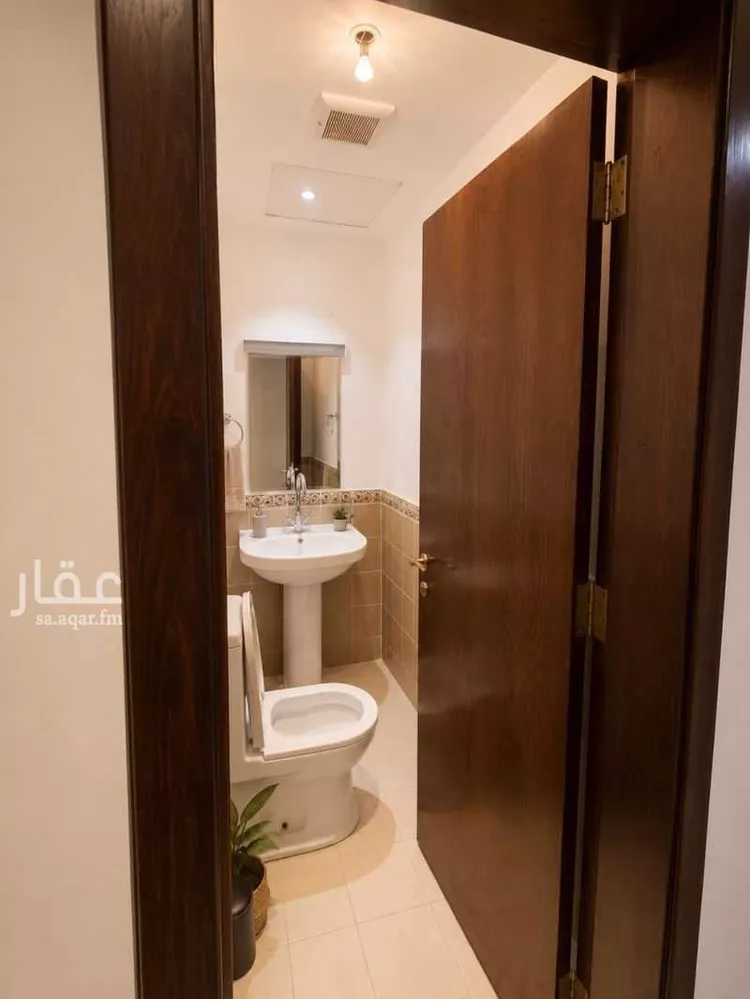 شقة للإيجار في حي الحمراء, مدينة الخبر, المنطقة الشرقية 8
