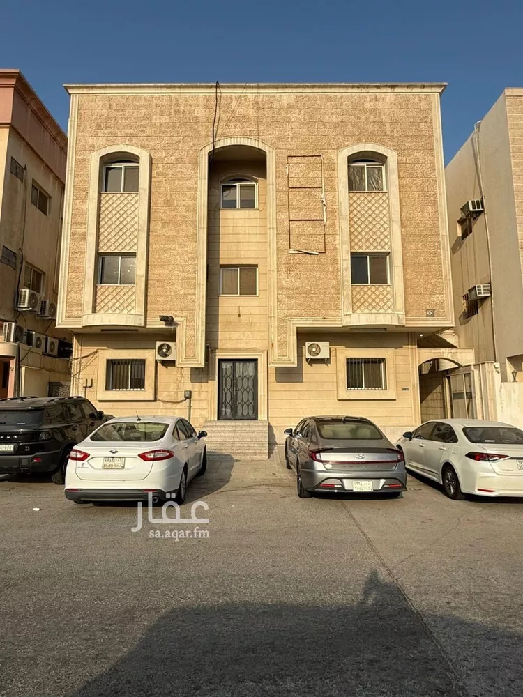 عمارة للبيع في شارع عنيزه, حي العقربية, مدينة الخبر, المنطقة الشرقية صورة 2