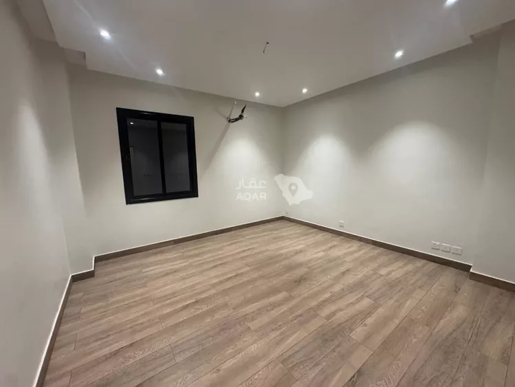 Building for Rent in Jeddah Al Faisaliah 13