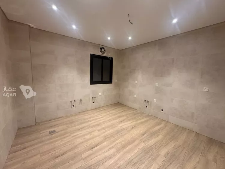 Building for Rent in Jeddah Al Faisaliah 15