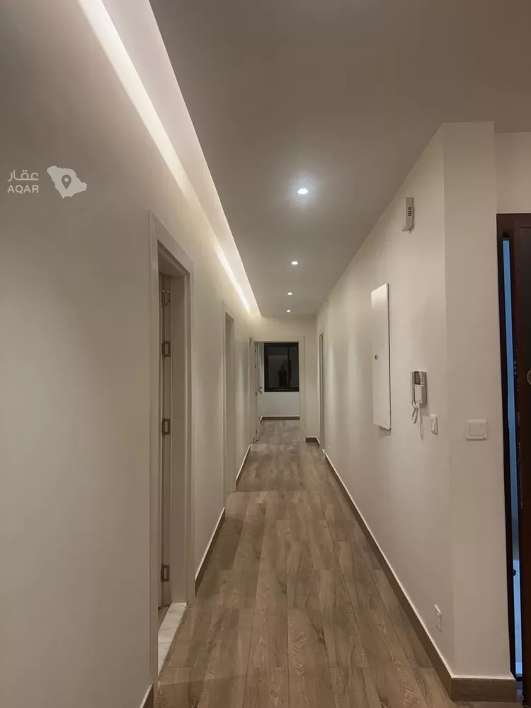 Building for Rent in Jeddah Al Faisaliah 14