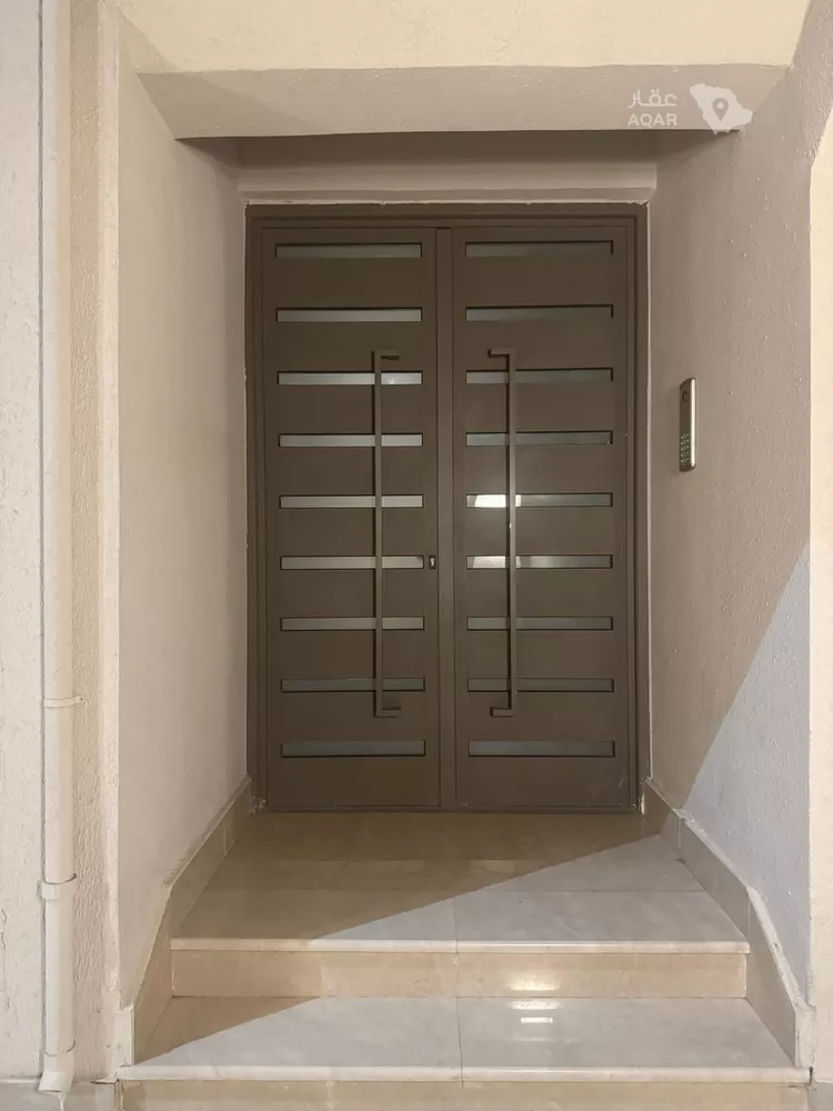 Building for Rent in Jeddah Al Faisaliah 5