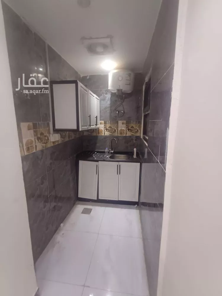 استوديو للإيجار في شارع الامير مقرن بن عبدالعزيز, حي المرسلات, مدينة الرياض, منطقة الرياض 6