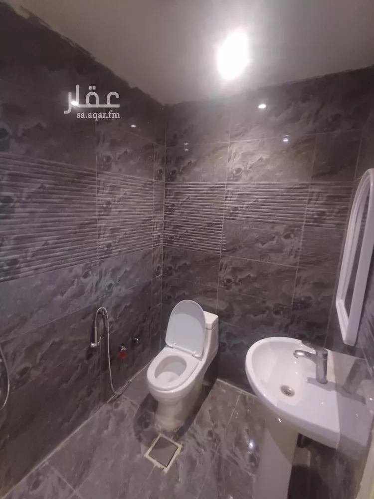 شقة للإيجار في شارع الامير مقرن بن عبدالعزيز, حي المرسلات, مدينة الرياض, منطقة الرياض صورة 4
