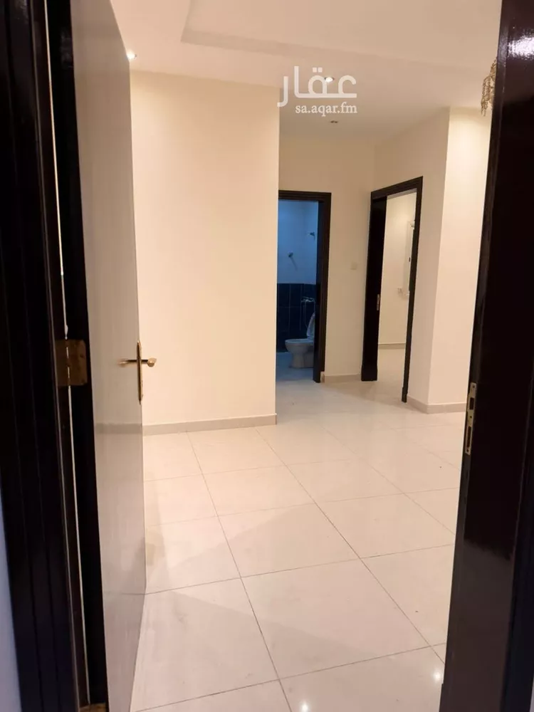 شقة للإيجار في شارع رقم 326, حي الملقا, مدينة الرياض, منطقة الرياض صورة 2