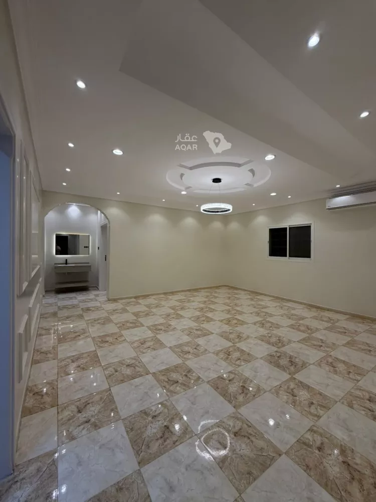 Floor for Rent in Riyadh Ar Rimal 2