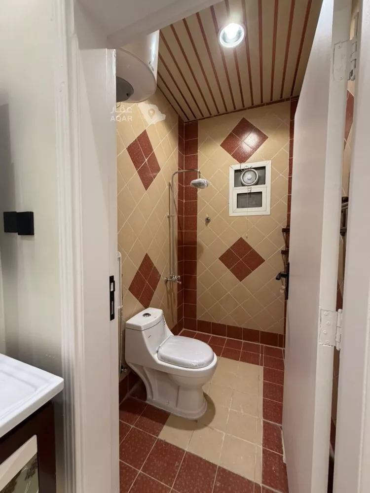 Floor for Rent in Riyadh Ar Rimal 8