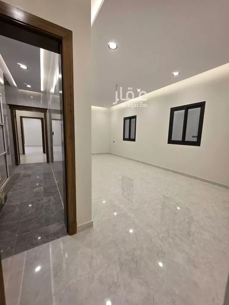 فيلا للبيع في شارع عبدالمحسن العياد, حي الفروسية, مدينة جدة, منطقة مكة المكرمة صورة 3