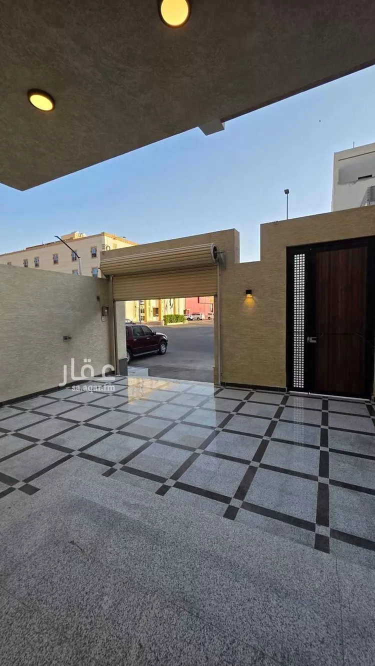 فيلا للبيع في شارع امنه بنت سعيد ابن العاص, حي الحمدانية, مدينة جدة, منطقة مكة المكرمة 1 صورة