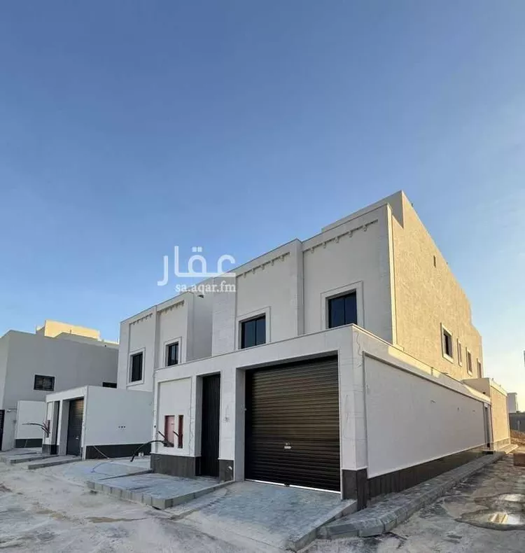 فيلا للبيع في شارع عوف ابن عفراء, حي الهدا, مدينة المزاحمية, منطقة الرياض صورة 2