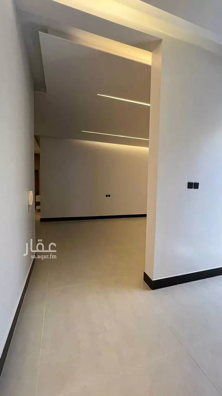 Floor for Sale in Al Muzahimiyah Al Hada 22