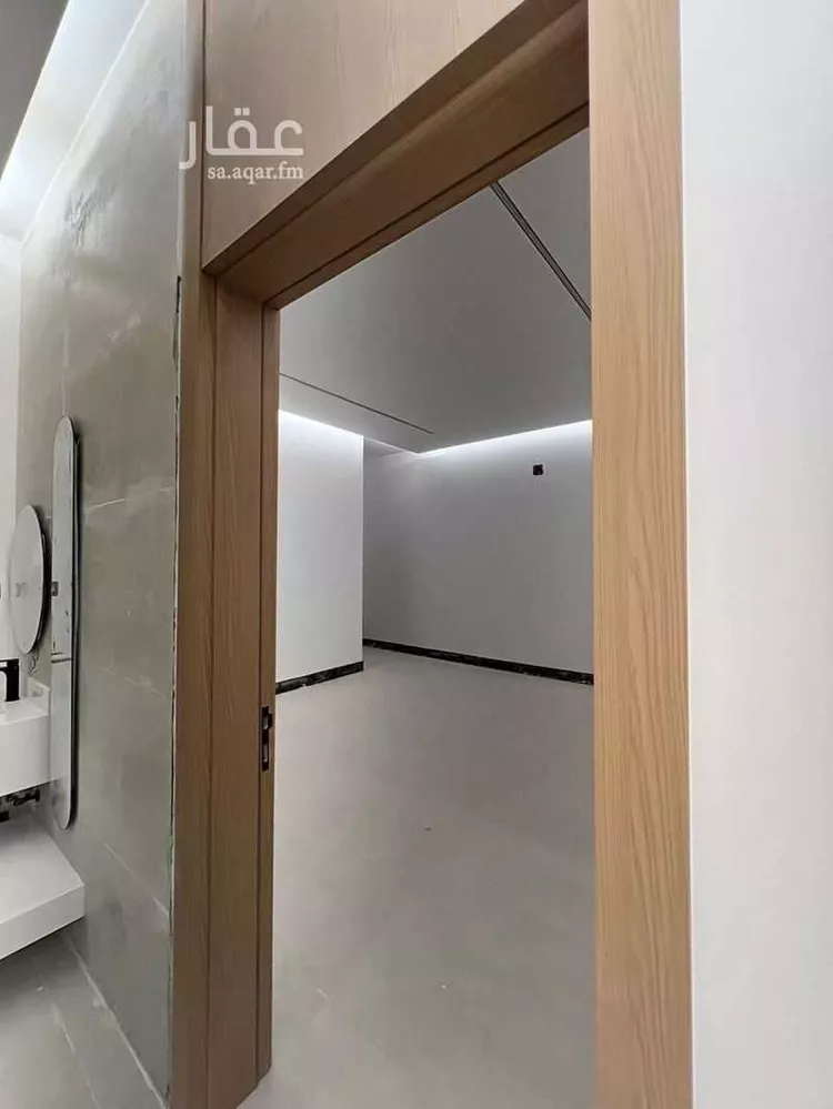 فيلا للبيع في شارع عوف ابن عفراء, حي الهدا, مدينة المزاحمية, منطقة الرياض 9