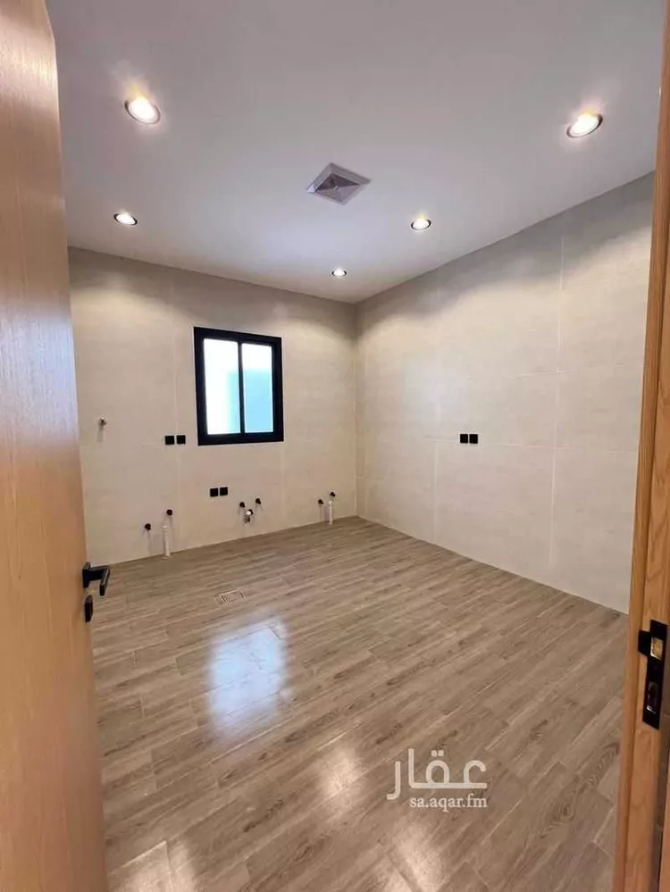 دور للبيع في شارع عوف ابن عفراء, حي الهدا, مدينة المزاحمية, منطقة الرياض 12