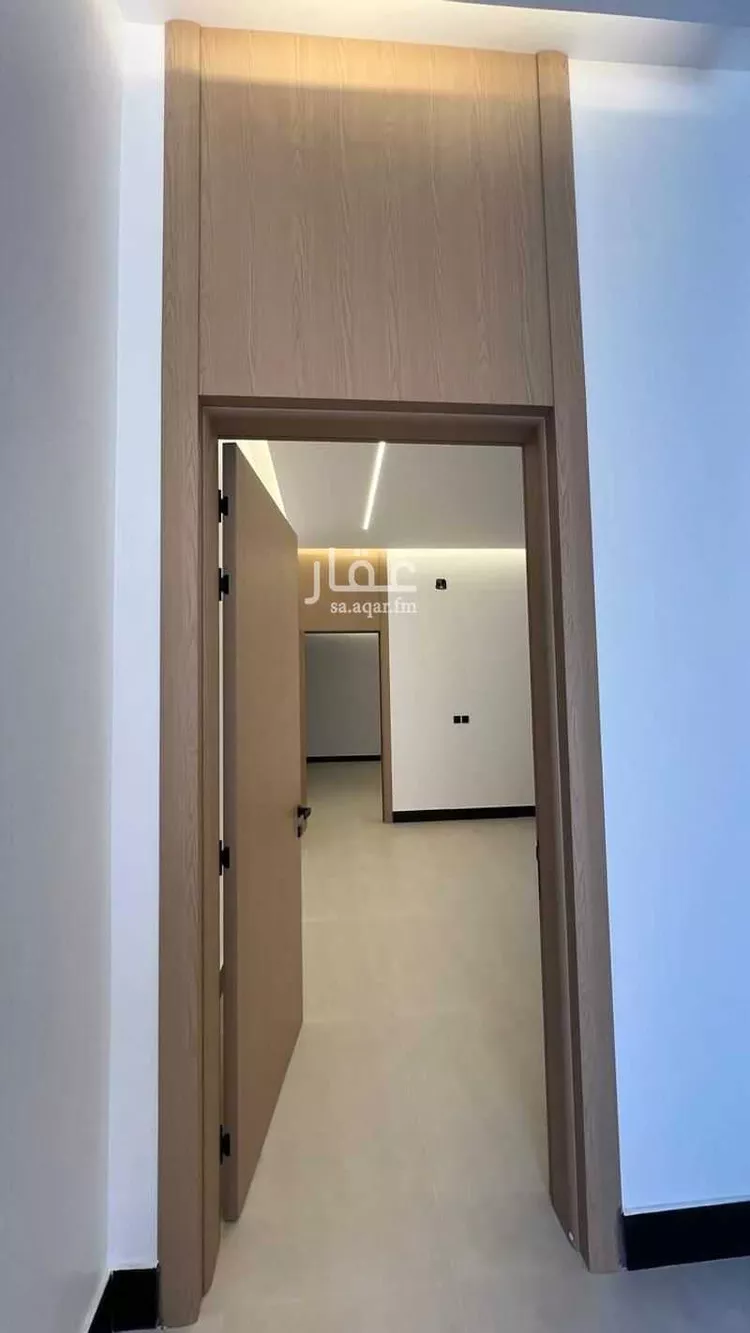 Floor for Sale in Al Muzahimiyah Al Hada 17