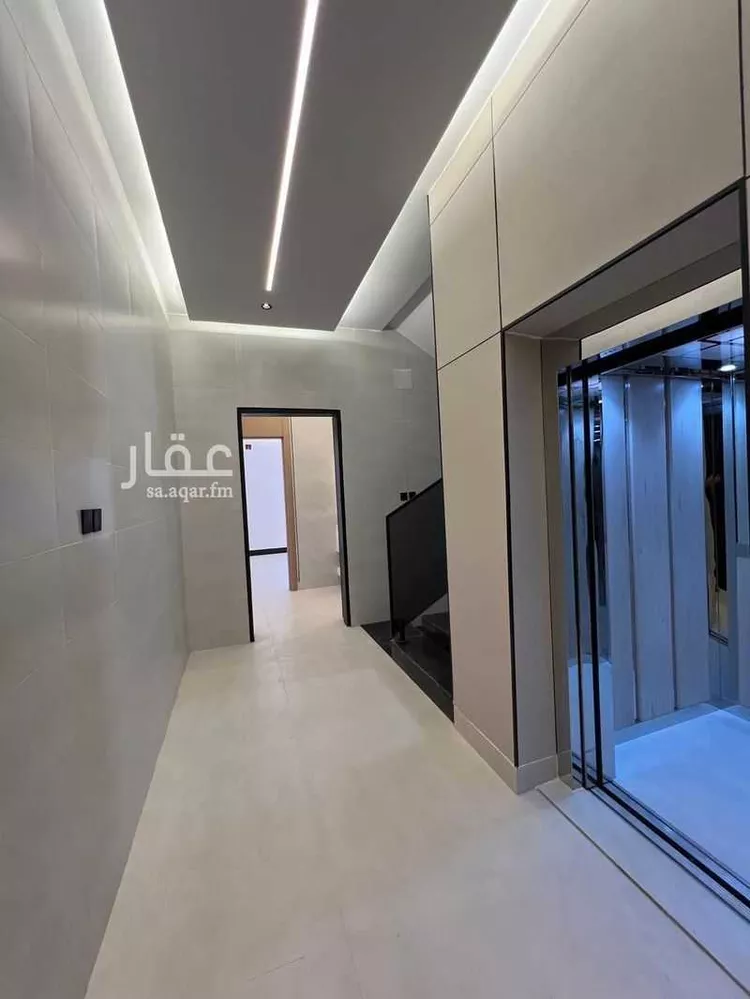 دور للبيع في شارع عوف ابن عفراء, حي الهدا, مدينة المزاحمية, منطقة الرياض 7