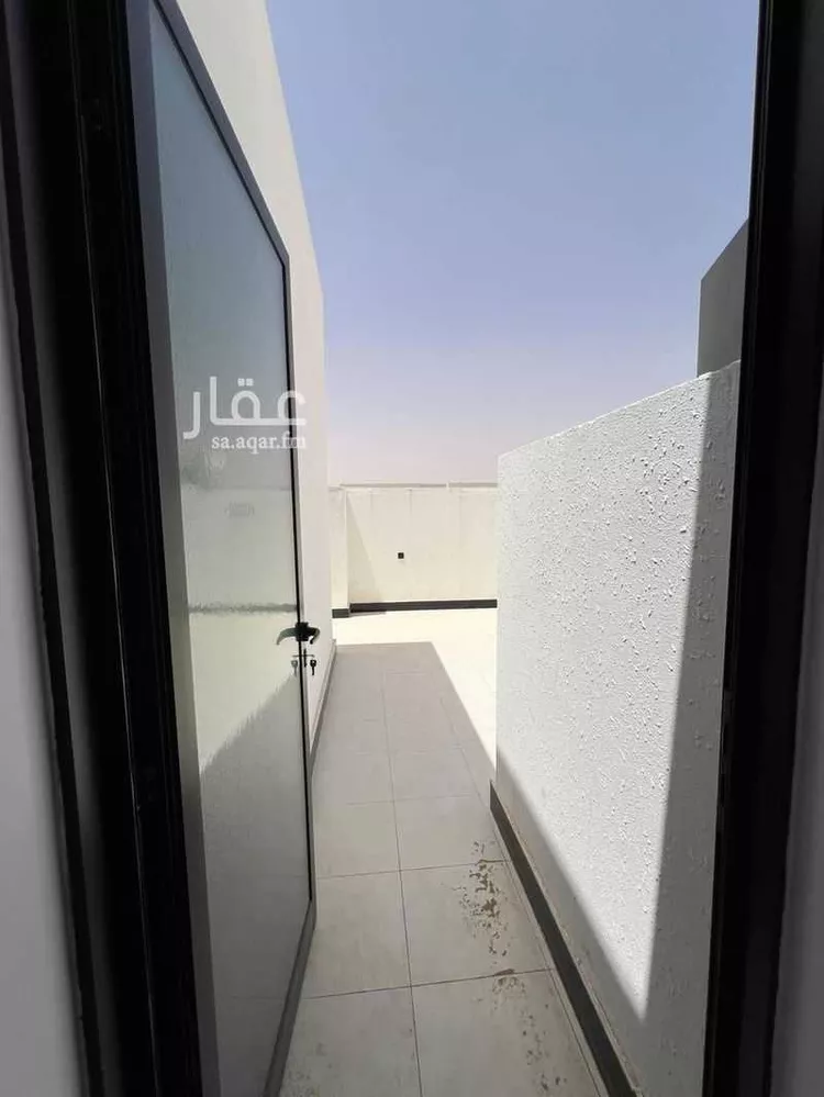 شقة للبيع في شارع عوف ابن عفراء, حي الهدا, مدينة المزاحمية, منطقة الرياض 14