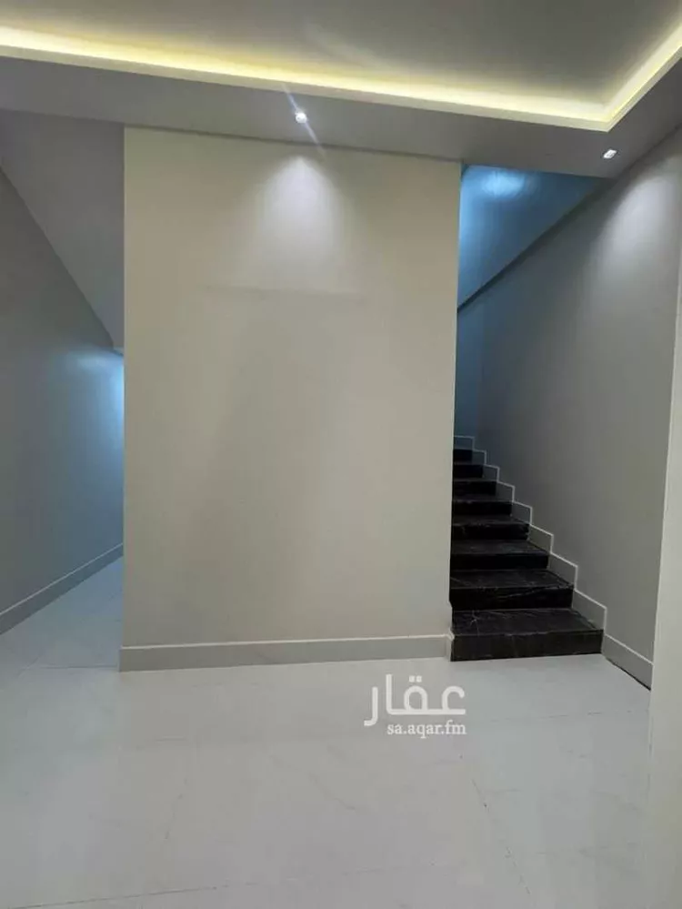 فيلا للإيجار في شارع الربع الخالي, حي الجنادرية, مدينة الرياض, منطقة الرياض