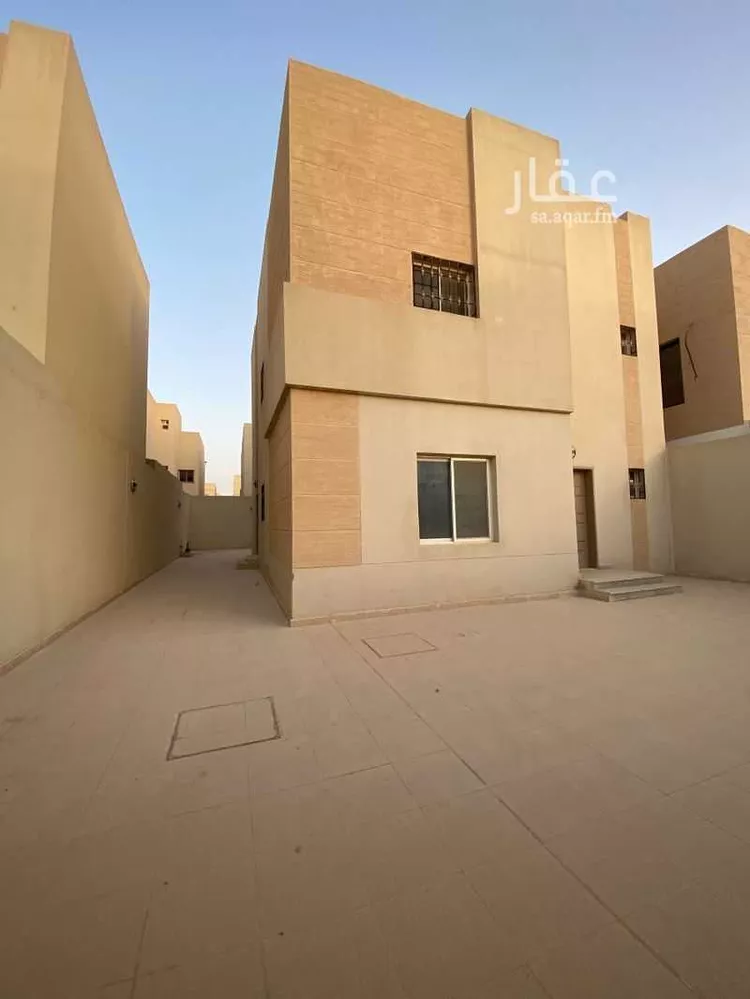 فيلا للإيجار في شارع الربع الخالي, حي الجنادرية, مدينة الرياض, منطقة الرياض صورة 3