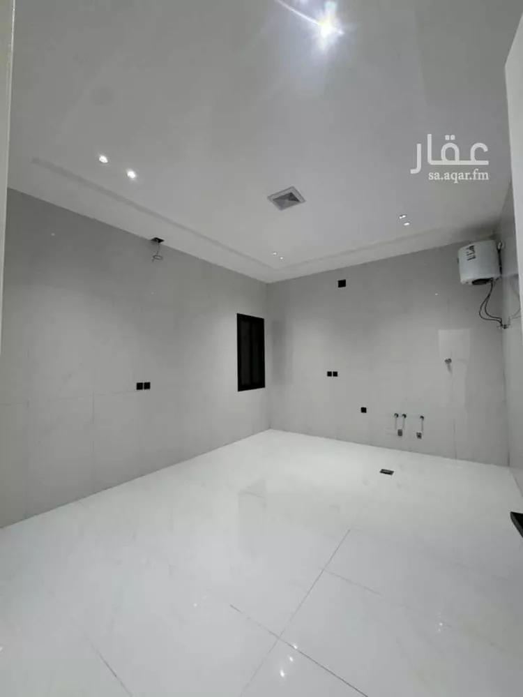 فيلا للإيجار في شارع طارق الانصاري, حي الجنادرية, مدينة الرياض, منطقة الرياض 6