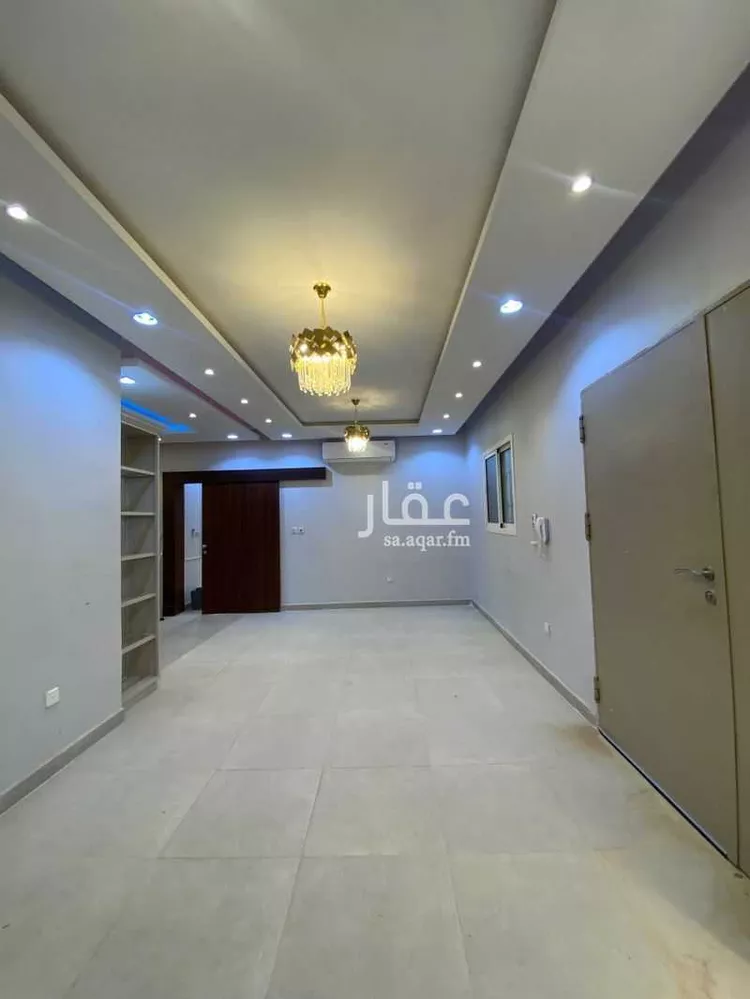 فيلا للإيجار في شارع الربع الخالي, حي الجنادرية, مدينة الرياض, منطقة الرياض صورة 2