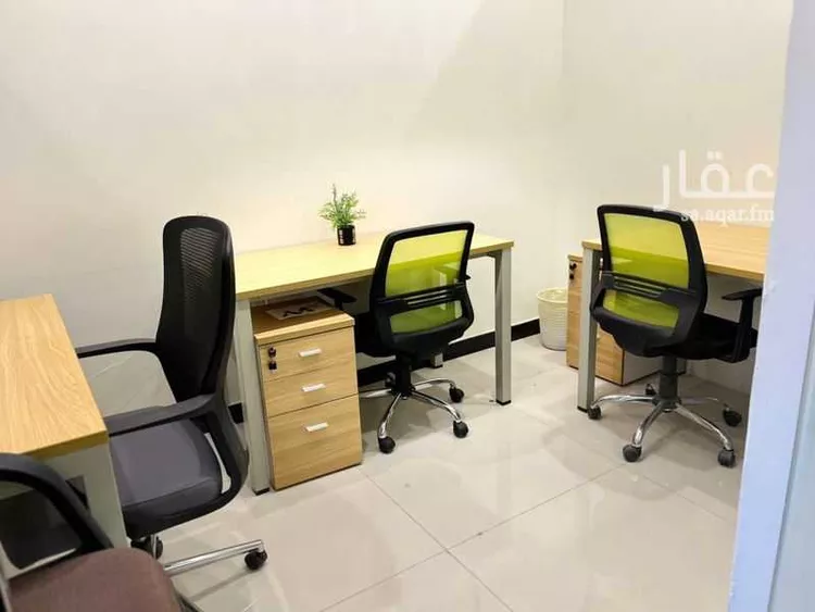 مكتب تجاري للإيجار في شارع تميم الداري, حي الدريهمية, مدينة الرياض, منطقة الرياض صورة 2