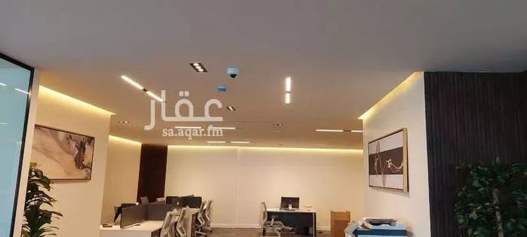 مكتب تجاري للإيجار في شارع سعود بن عبدالعزيز بن محمد الفرعي, حي المرسلات, مدينة الرياض, منطقة الرياض صورة 5