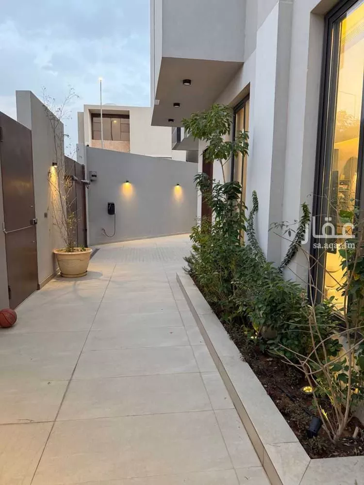 فيلا للبيع في شارع يوسف بن عمرو الطائفي, حي النرجس, مدينة الرياض, منطقة الرياض 9