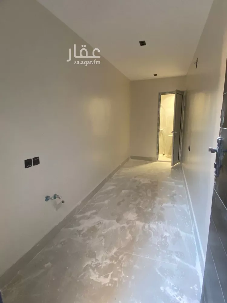 فيلا للبيع في شارع حمزة القبيطي, حي الرمال, مدينة الرياض, منطقة الرياض صورة 5