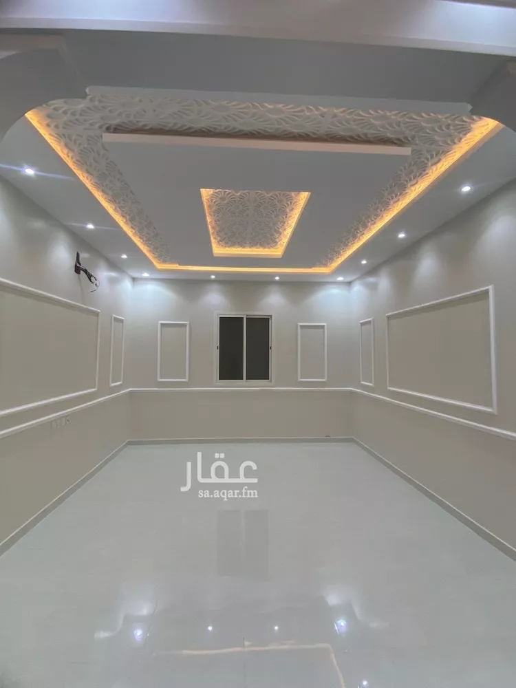 فيلا للإيجار في شارع احمد بن سعد الاصبهاني, حي الرمال, مدينة الرياض, منطقة الرياض صورة 4