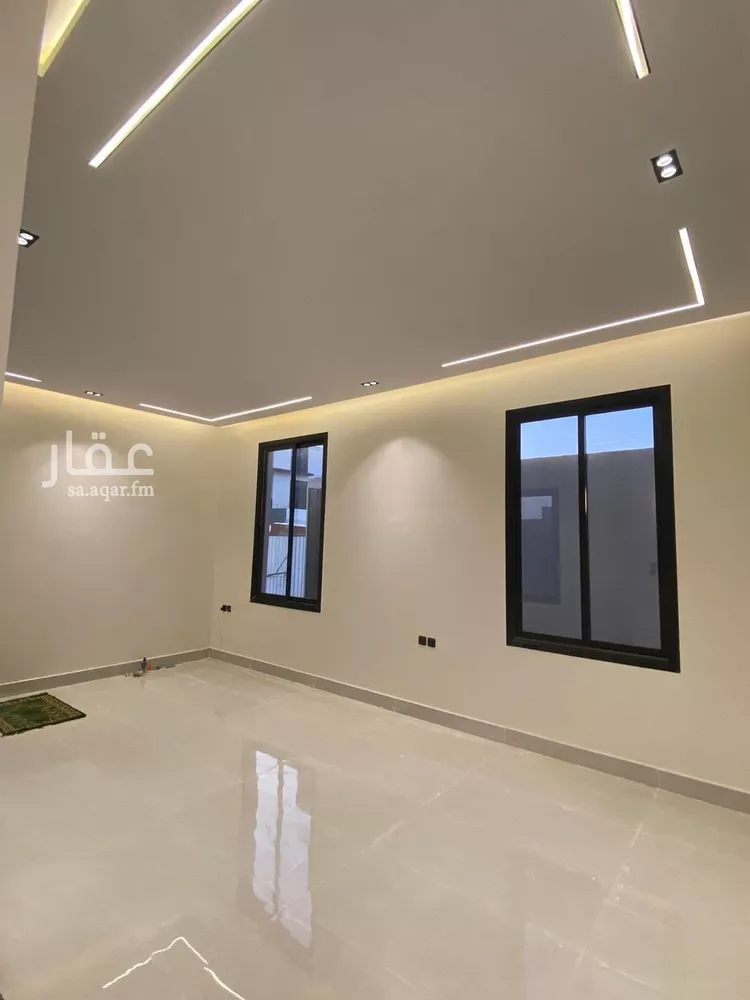 فيلا للبيع في شارع حمزة القبيطي, حي الرمال, مدينة الرياض, منطقة الرياض صورة 2