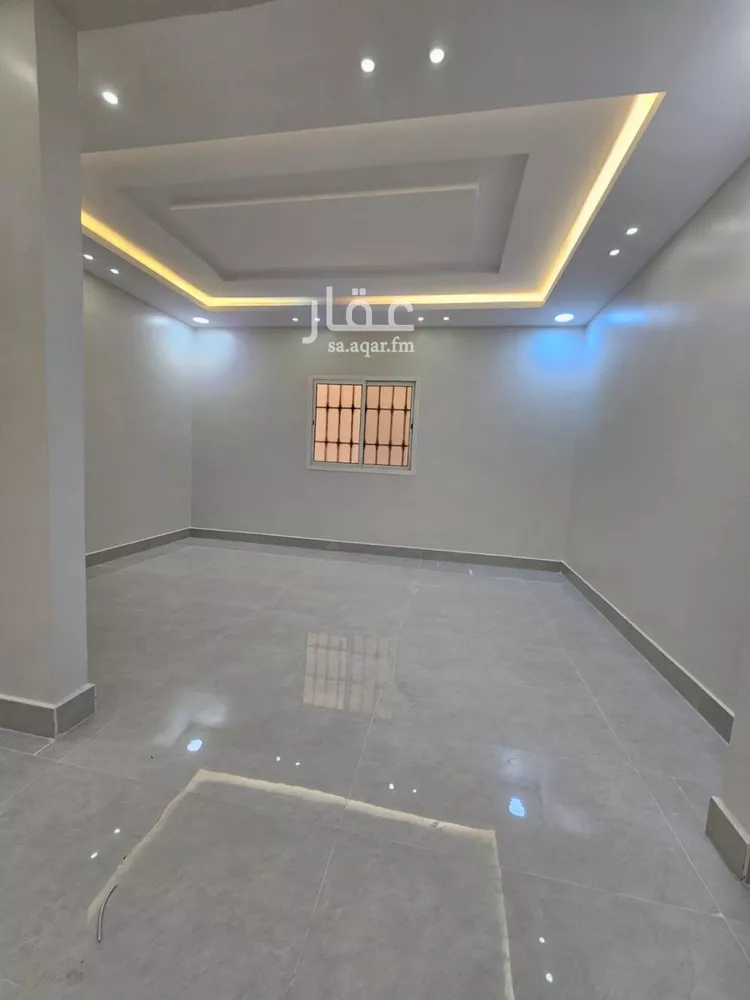 فيلا للبيع في شارع عمر مكرم, حي الرمال, مدينة الرياض, منطقة الرياض صورة 4