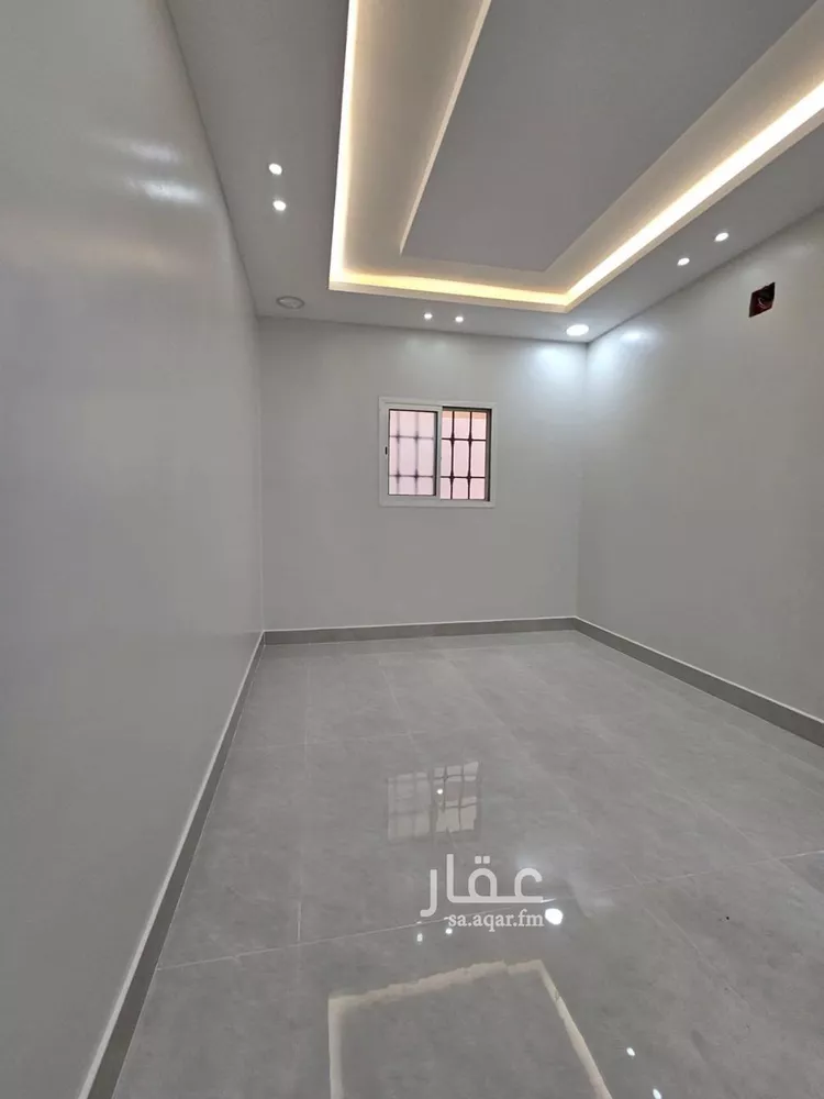 فيلا للبيع في شارع عمر مكرم, حي الرمال, مدينة الرياض, منطقة الرياض صورة 5