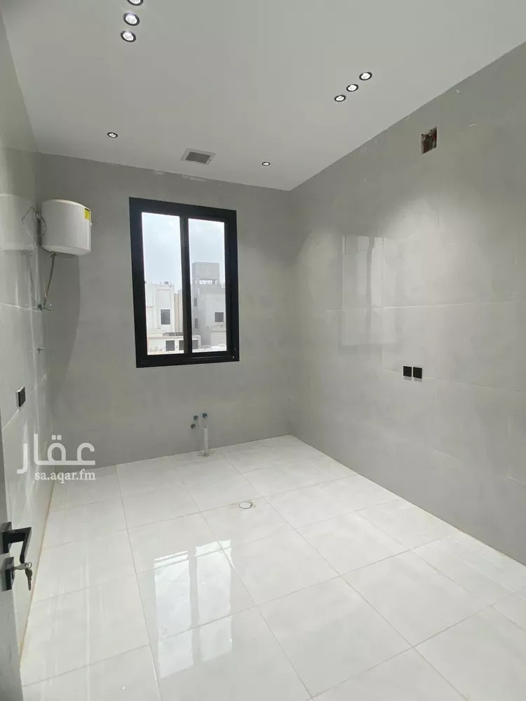 دور للبيع في شارع أحمد بن سنان القطان, حي البيان, مدينة الرياض, منطقة الرياض صورة 5