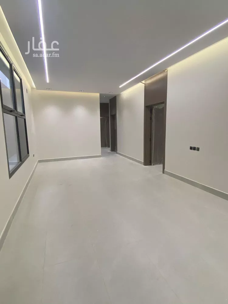 دور للبيع في شارع قيس بن الملوح, حي الرمال, مدينة الرياض, منطقة الرياض 8